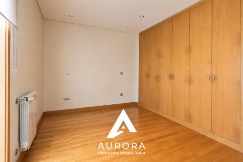 Apartamento T3 Arrendamento em Espinho,Espinho