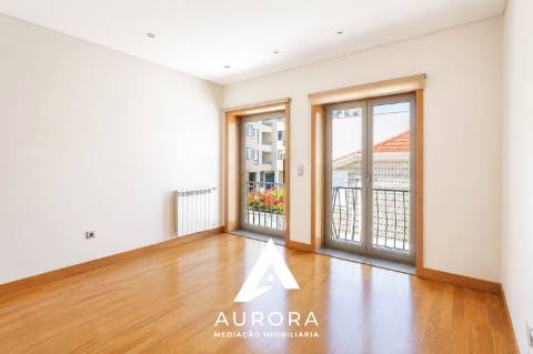 Apartamento T3 Arrendamento em Espinho,Espinho
