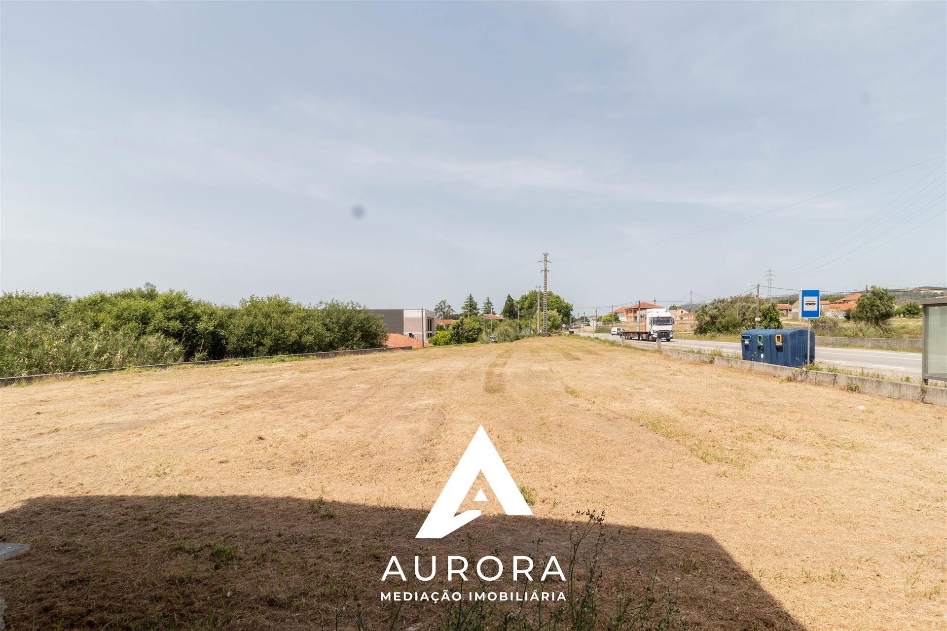 Restaurante Equipado + Moradia + Terreno 2.000m² | 1.680m² de Construção