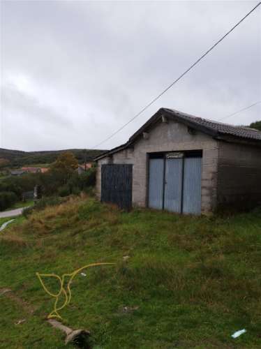 Moradia para restauro em Castro Laboreiro, Viana do Castelo