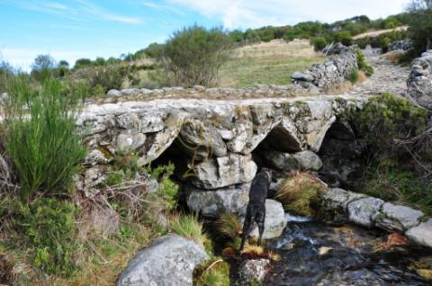 Moradia para restauro em Castro Laboreiro, Viana do Castelo