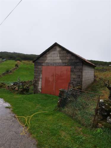 Moradia para restauro em Castro Laboreiro, Viana do Castelo