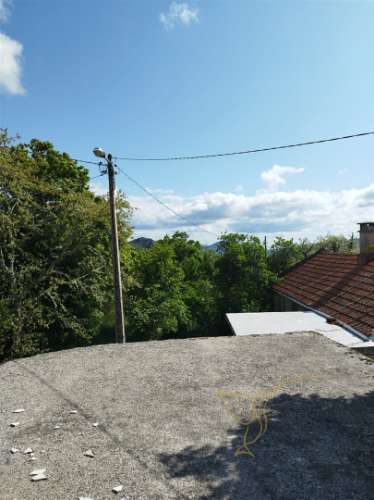 Moradia para restauro em Castro Laboreiro, Viana do Castelo