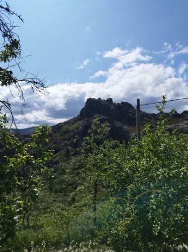 Moradia para restauro em Castro Laboreiro, Viana do Castelo