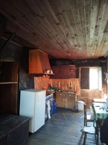 Moradia para restauro em Castro Laboreiro, Viana do Castelo