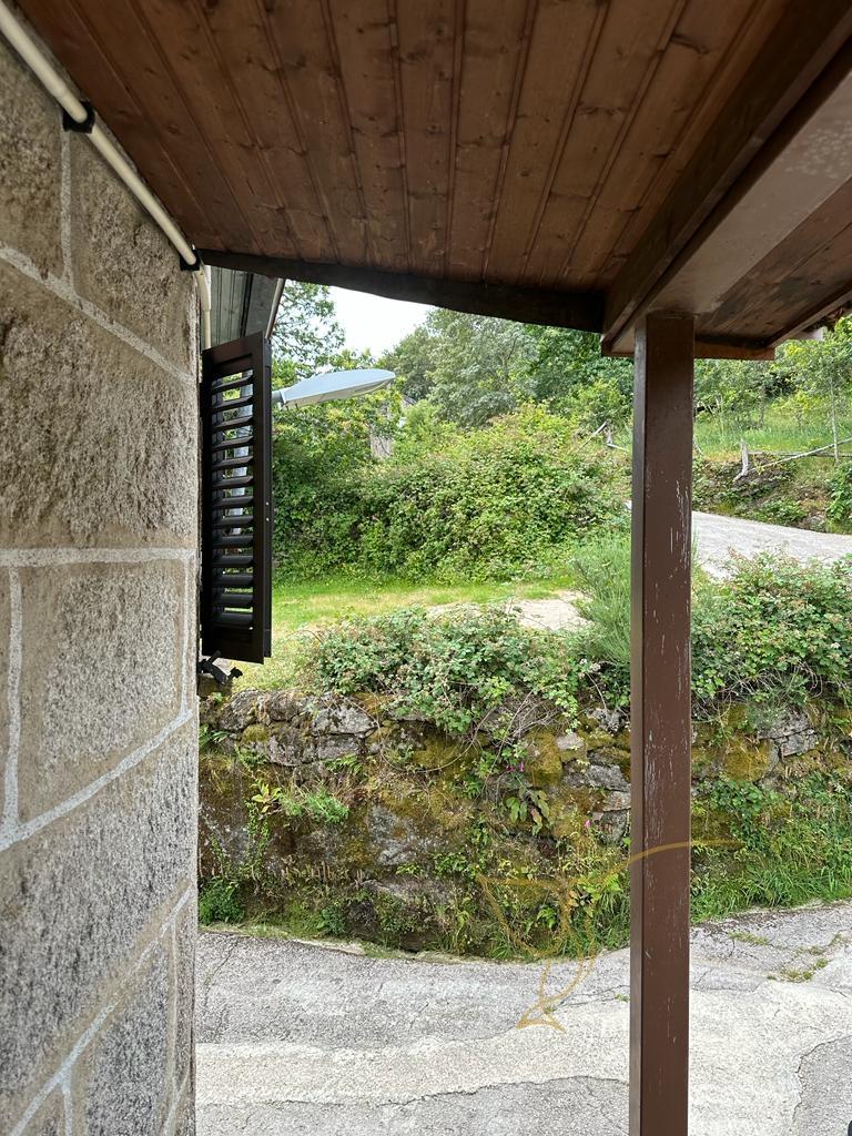 Moradia para restauro em Castro Laboreiro, Viana do Castelo