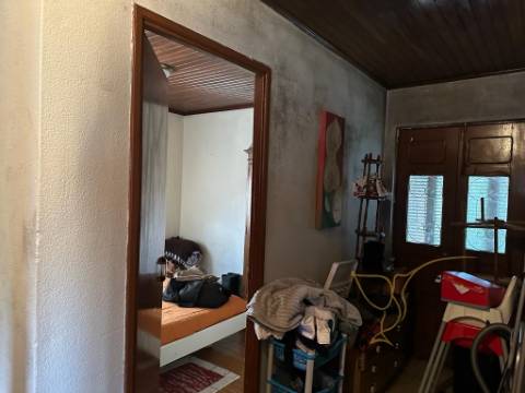 Moradia para restauro em Castro Laboreiro, Viana do Castelo