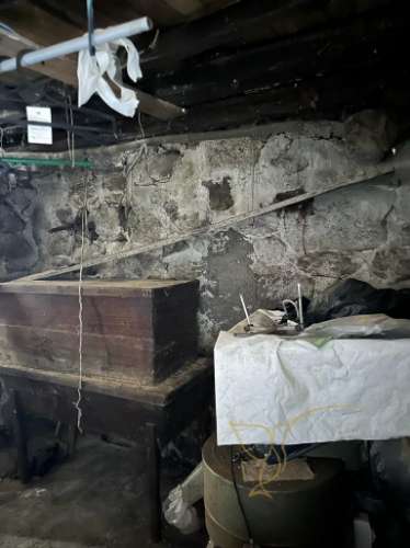 Moradia para restauro em Castro Laboreiro, Viana do Castelo