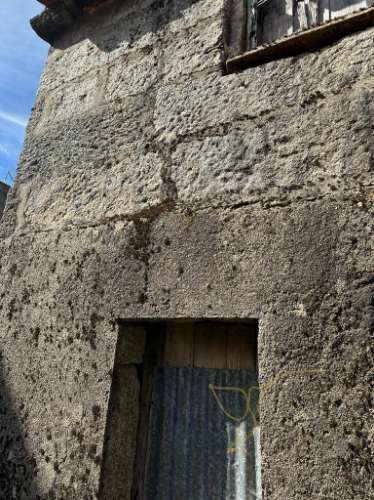 Moradia para restauro em Castro Laboreiro, Viana do Castelo