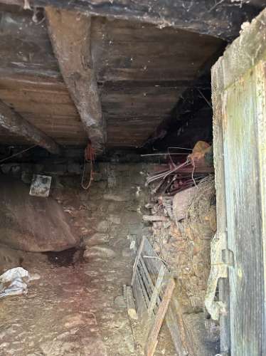 Moradia para restauro em Castro Laboreiro, Viana do Castelo