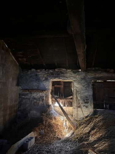 Moradia em restauro em Castro Laboreiro, Viana do Castelo