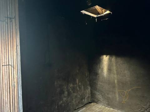 Moradia em restauro em Castro Laboreiro, Viana do Castelo