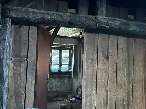 Moradia para restauro em Castro Laboreiro, Viana do Castelo