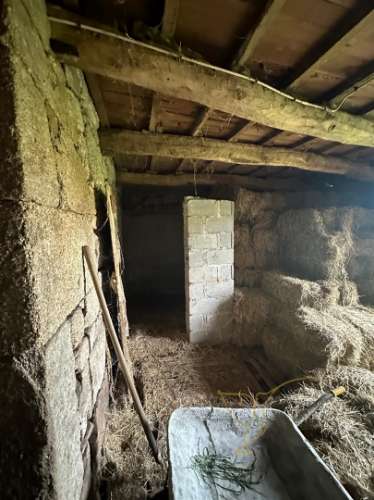 Moradia para restauro em Castro Laboreiro, Viana do Castelo