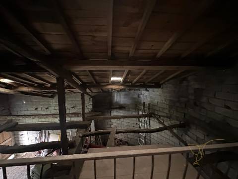 Moradia para restauro em Castro Laboreiro, Viana do Castelo