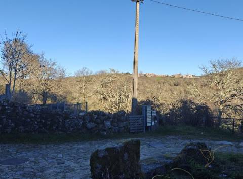 Moradia para restauro em Castro Laboreiro, Viana do Castelo