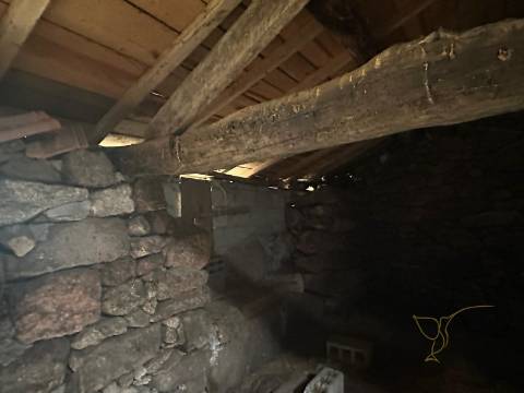 Moradia para restauro em Castro Laboreiro, Viana do Castelo