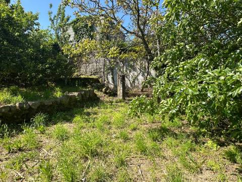 Moradia para Restauro Várzea, Paderne, Melgaço, Viana do Castelo