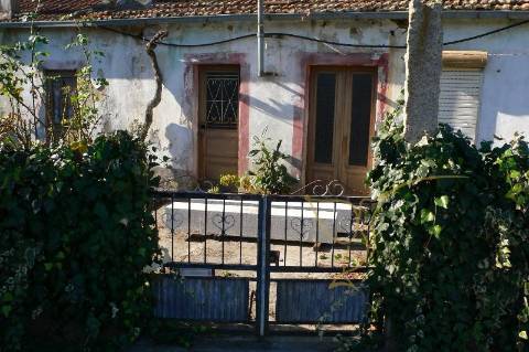 Terreno Construção; Campos, Vila Nova de Cerveira; Investimento; Moradias Geminadas
