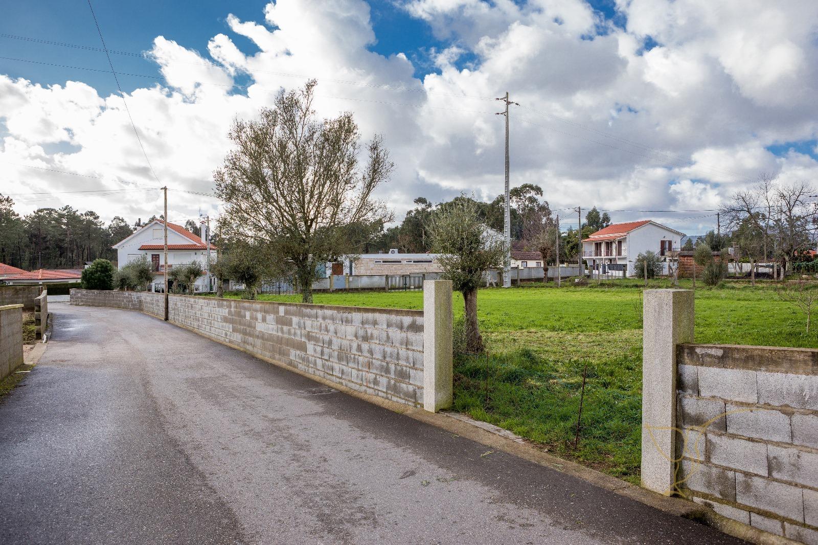 Terreno Construção; Campos, Vila Nova de Cerveira; Investimento; Moradias Geminadas