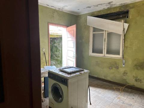 Moradia para restauro em Castro Laboreiro, Viana do Castelo; ImoFaçanha