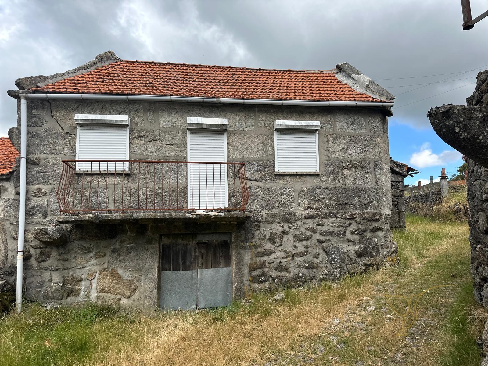 Moradia para restauro em Castro Laboreiro, Viana do Castelo; ImoFaçanha