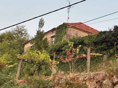 Moradia para Restaurar, Parada Monte, Melgaço