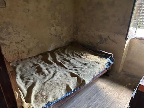 Moradia para restauro em Castro Laboreiro, Viana do Castelo