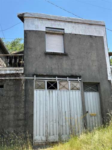 Moradia para restauro em Castro Laboreiro, Viana do Castelo