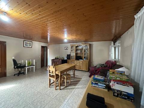 Moradia T3, Parada Monte, Melgaço, Pronta a Habitar