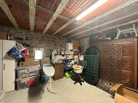 Moradia T3, Parada Monte, Melgaço, Pronta a Habitar