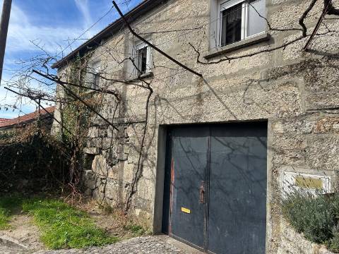 Moradia T3, Parada Monte, Melgaço, Pronta a Habitar