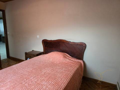 Moradia T3, Parada Monte, Melgaço, Pronta a Habitar