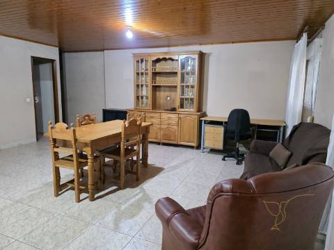 Moradia T3, Parada Monte, Melgaço, Pronta a Habitar