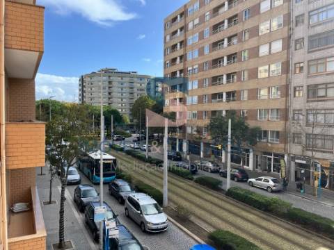 Apartamento T3 Venda em Matosinhos e Leça da Palmeira,Matosinhos