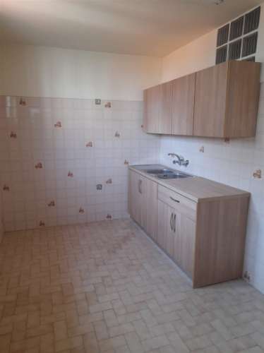 Vende-se Apartamento T2 no centro do Sabugal