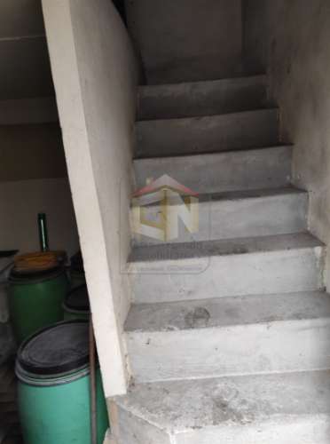 Vende-se Moradia em pedra para restaurar na Freguesia do Colmeal da Torre