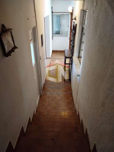 Moradia Geminada V2 com Garagem e logradouro em Sabugal