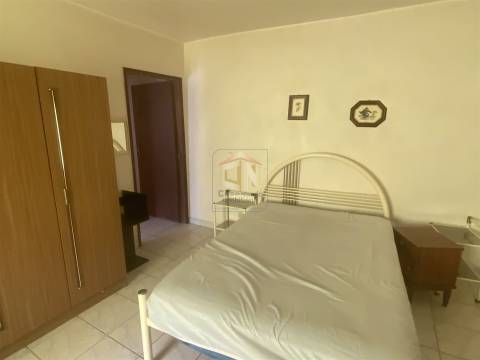 Moradia Geminada V1 em Miuzela, concelho do Almeida