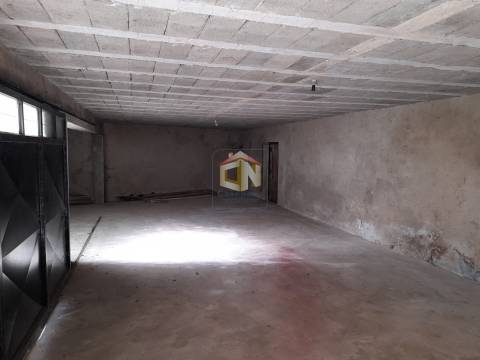 Moradia T4 Duplex com garagem em Nave - Sabugal