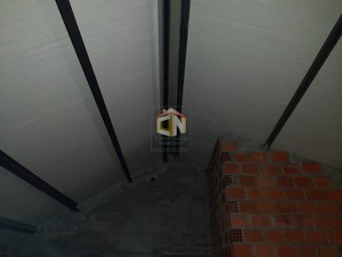 Moradia T4 Duplex com garagem em Nave - Sabugal