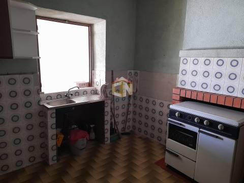 Moradia T4 Duplex com garagem em Nave - Sabugal