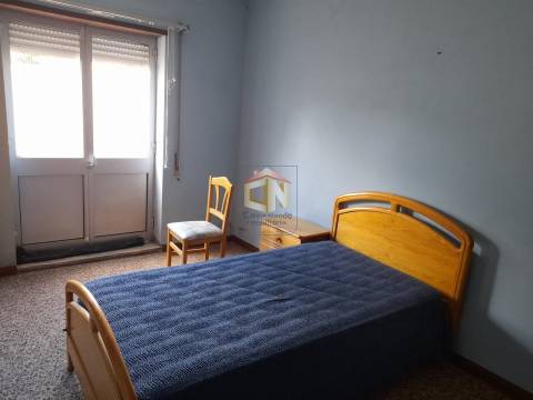 Moradia T4 Duplex com garagem em Nave - Sabugal