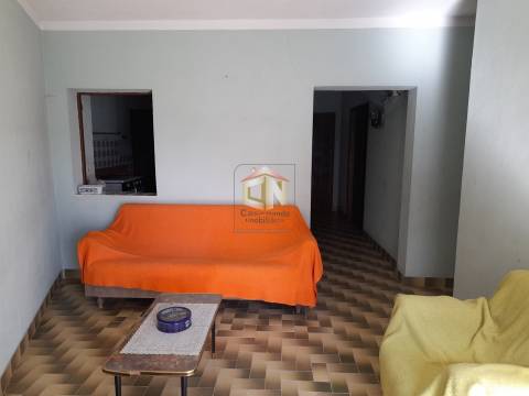 Moradia T4 Duplex com garagem em Nave - Sabugal