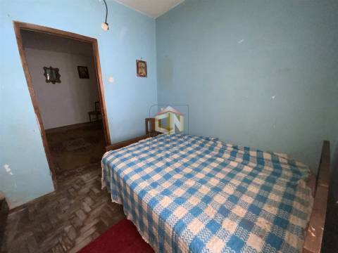 Moradia T3 + Anexo no Souto - Sabugal - Para restaurar