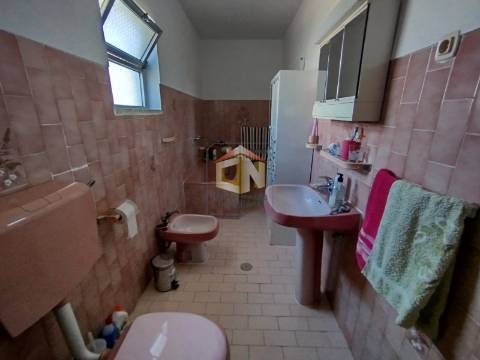 Moradia isolada T3+2 Duplex em Quadrazais - Sabugal