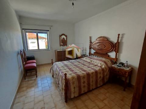 Moradia isolada T3+2 Duplex em Quadrazais - Sabugal