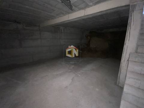 Moradia V2 em fase final de Construção