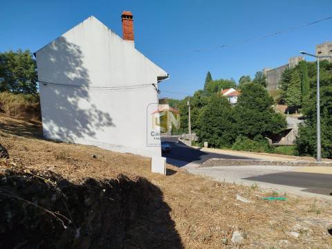 Terreno Rústico com aptidão para construção em Sabugal