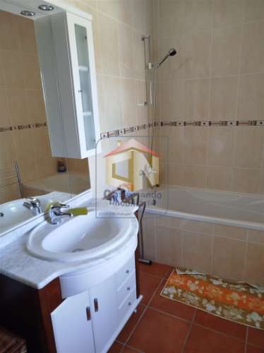 Moradia Isolada T6 em Alfaiates - Sabugal